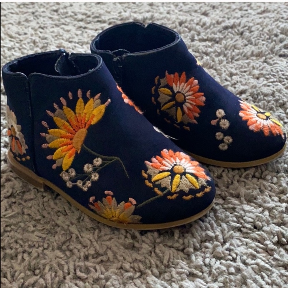Zara baby booties